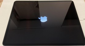Good
													Apple iPad Pro 12.9" 6th Gen 2022 - Unlocked, Gray, 1 TB, photo 1 of 12
