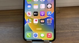 Good
													Apple iPhone 11 Pro Max - Unlocked, Gold, 64 GB, A2161, photo 1 of 7