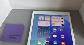Fair
													Apple iPad 8th Gen - Wi-Fi, Silver, 128 GB, A2270, photo 1 of 5