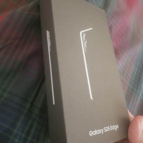 Samsung Galaxy S25 Edge - Unlocked, 256 GB, Silver, 12 GB, SM-S937U1