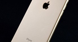 Good
													Apple iPhone 6S Plus - Sprint, Gold, 128 GB, A1687, photo 1 of 5