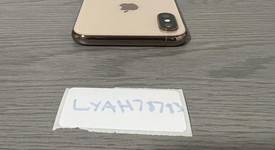 Good
													Apple iPhone Xs - Unlocked, Gold, 64 GB, A1920, photo 4 of 8