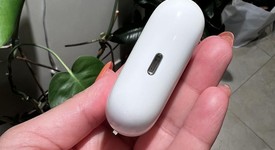 Used
													Apple AirPods Pro 1st Gen - Wireless Case, photo 4 of 7