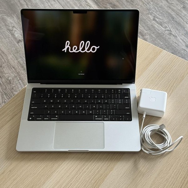 MacBook Pro 2023 - 14 inch - 512 GB, Silver, 16 GB, Apple M2 Pro 10-core