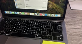 Good
													MacBook Air 2019 - 13" - I5, Gray, 256 GB, 8 GB, photo 2 of 8