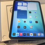 Good Apple iPad (11th Gen) - Wi-Fi, 128 GB, Silver, A3354