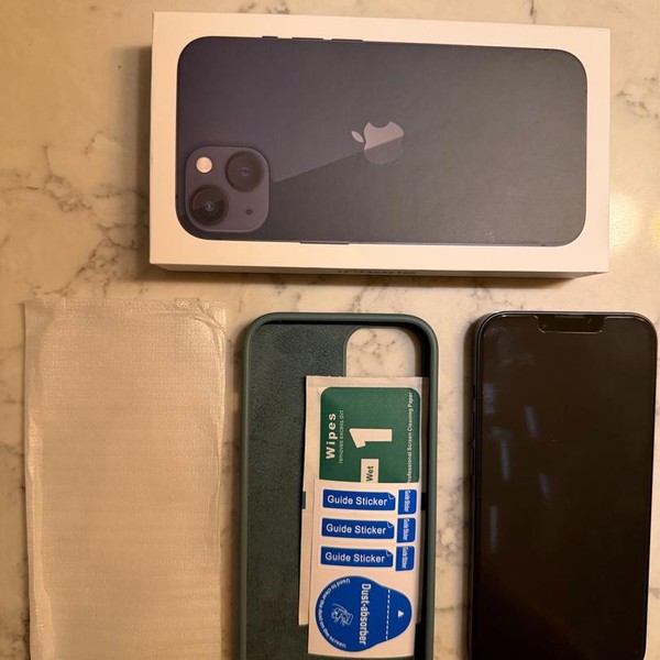 Apple iPhone 13 - Unlocked, 128 GB, Midnight, A2482