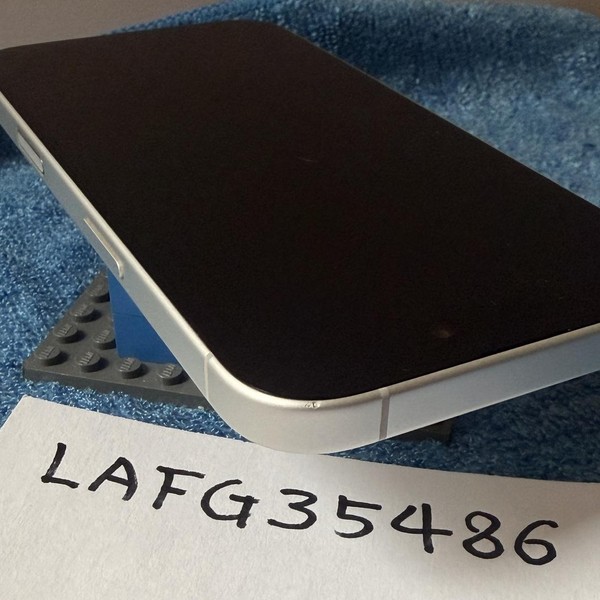 Apple iPhone 16 - Unlocked, 256 GB, White, A3081