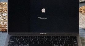 Mint
													MacBook Pro 2017 (No Touch Bar) - 13" - I5, Gray, 128 GB, 8 GB, photo 1 of 18