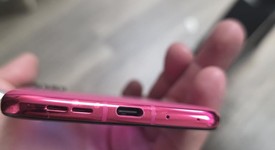 Mint
													Motorola Razr Plus (2024) - T-Mobile, Pink, 256 GB, 12 GB, photo 5 of 13