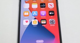 Good
													Apple iPhone 11 Pro Max - AT&T, Green, 256 GB, A2161, photo 1 of 8