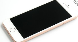 Good
													Apple iPhone 8 - AT&T, Gold, 64 GB, A1905, GSM, photo 3 of 6