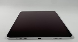 Mint
													Apple iPad Pro 11" 2018 - Unlocked, Silver, 256 GB, A2013, photo 4 of 8