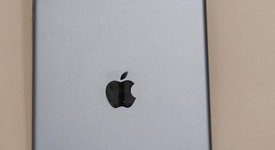 Good
													Apple iPad 6th Gen - Unlocked, Gray, 32 GB, A1954, photo 1 of 3