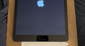 Good
													Apple iPad 9th Gen - T-Mobile, Silver, 64 GB, A2603, photo 1 of 2