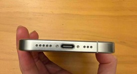 Mint
													Apple iPhone 15 Pro - Unlocked, White, 128 GB, A2848, photo 4 of 10