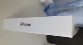New
													Apple iPhone Xr - AT&T, Black, 64 GB, A1984, photo 3 of 5