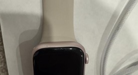 Good
													Apple Watch Series 9 45mm - Pink, A2980 - GPS, Aluminum, photo 6 of 6