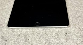 Fair
													Apple iPad 9th Gen - Wi-Fi, Silver, 64 GB, A2602, photo 4 of 8