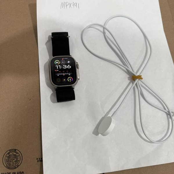 Apple Watch Ultra 49mm - Unlocked, Titanium, A2622