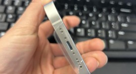 Mint
													Apple iPhone 13 Mini - T-Mobile, Starlight, 256 GB, A2481, photo 5 of 8