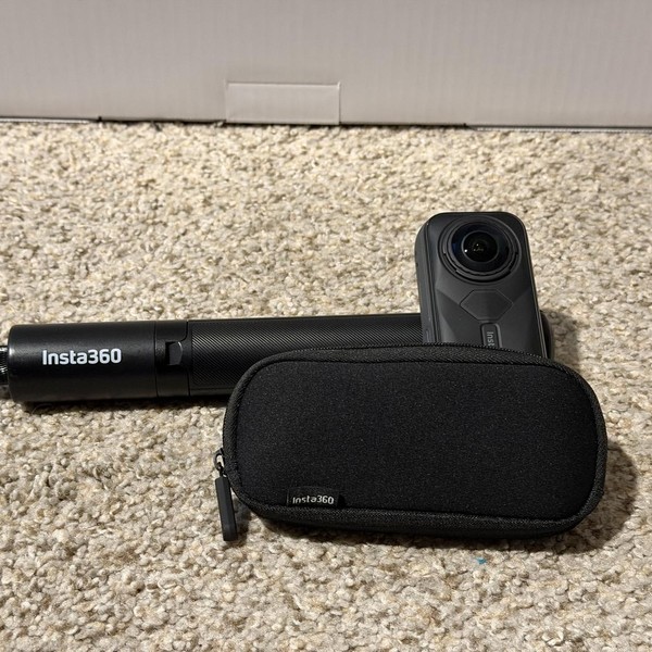 Insta360 X5