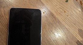 Good
													Samsung Galaxy S22 - Unlocked, Purple, 256 GB, 8 GB, SM-S901U1, photo 3 of 9