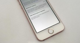 Good
													Apple iPhone SE 1st Gen 2016 - Verizon, Rose Gold, 32 GB, A1662, photo 3 of 11