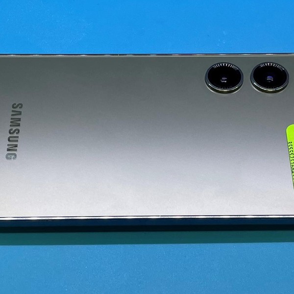 Samsung Galaxy S23 - Unlocked, 128 GB, Green, 8 GB, SM-S911U1