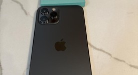 Good
													Apple iPhone 12 Pro Max - Unlocked, Graphite, 256 GB, A2342, photo 3 of 9