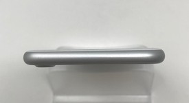 Mint
													Apple iPhone 7 - Unlocked, Silver, 128 GB, A1660, photo 5 of 7