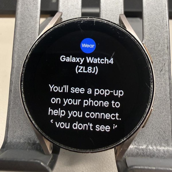Samsung Galaxy Watch4 - Wi-Fi, Gold, 40mm