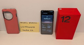 Mint
													OnePlus 12 - Unlocked, Black, 512 GB, 16 GB, CPH2583, photo 1 of 14