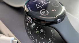 Mint
													Google Pixel Watch 4 - Unlocked, Black, 45mm, LTE, photo 3 of 4