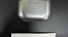 Used
													Samsung Galaxy Buds3 - Silver, photo 4 of 5