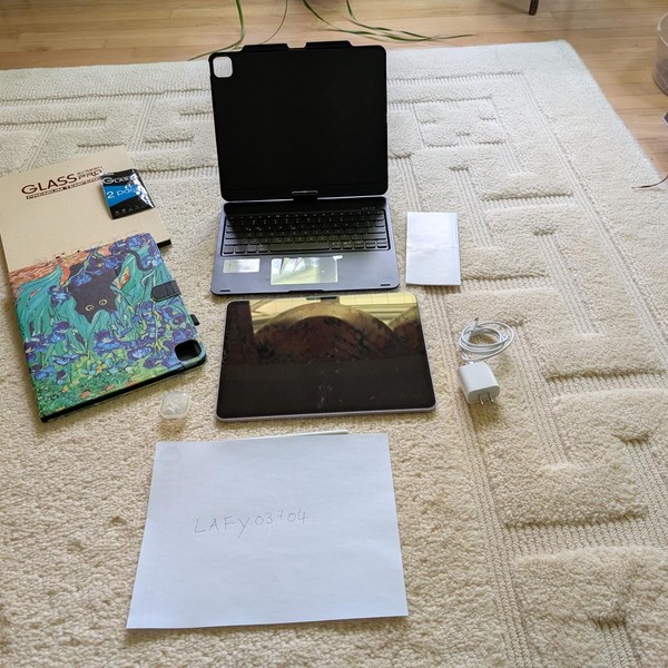 Apple iPad Air 13 inch (M3) 2025 - Wi-Fi, 128 GB, Purple