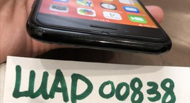 Good
													Apple iPhone 7 - AT&T, Jet Black, 32 GB, A1778, photo 3 of 4