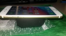 Good
													Apple iPhone 6 - AT&T, Gold, 16 GB, A1549, photo 4 of 6