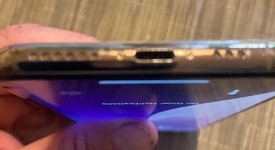 Good
													Apple iPhone Xs - Verizon, Gold, 256 GB, A1920, photo 1 of 17