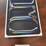 Mint Apple iPad Pro 11 inch (M5) 2025 - Unlocked, 256 GB, Space Black, Apple M5 9-Core, A3358, Standard Glass