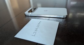 Mint
													Google Pixel 9 Pro - Unlocked, Porcelain, 128 GB, 16 GB, GR83Y, photo 2 of 8