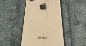 Mint
													Apple iPhone Xs - Unlocked, Gold, 64 GB, A1920, photo 2 of 13