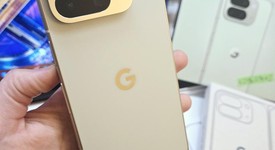 Mint
													Google Pixel 10 Pro Fold - Unlocked, Jade, 512 GB, GU0NP, photo 3 of 9