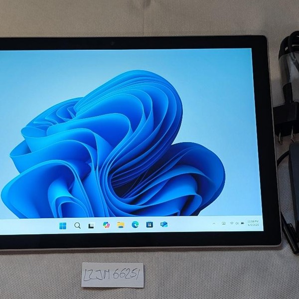 Microsoft Surface Pro 6 - Wi-Fi, Silver, 128 GB, 8 GB