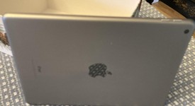 Good
													Apple iPad 6th Gen - Wi-Fi, Gray, 32 GB, A1893, photo 3 of 17