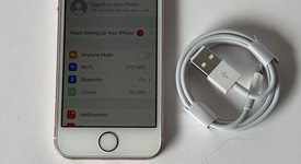 Good
													Apple iPhone SE 1st Gen 2016 - Unlocked, Rose Gold, 64 GB, A1662, photo 1 of 7