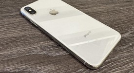 Good
													Apple iPhone X - Unlocked, Silver, 64 GB, A1865, photo 1 of 11