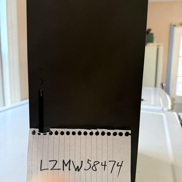 Xbox Series X (2020) - 1 TB, Black, standard