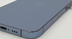 Good
													Apple iPhone 13 Pro - Unlocked, Sierra Blue, 256 GB, A2483, photo 5 of 6