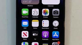 Mint
													Apple iPhone 14 Pro - Unlocked, Black, 128 GB, A2650, photo 1 of 8